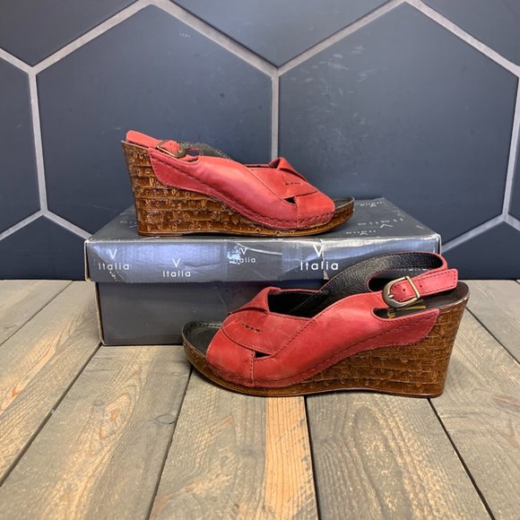 ~New W/ Box! Womens Italia Red Platform Summer Wedge Heels Size 6 - Picture 2 of 6